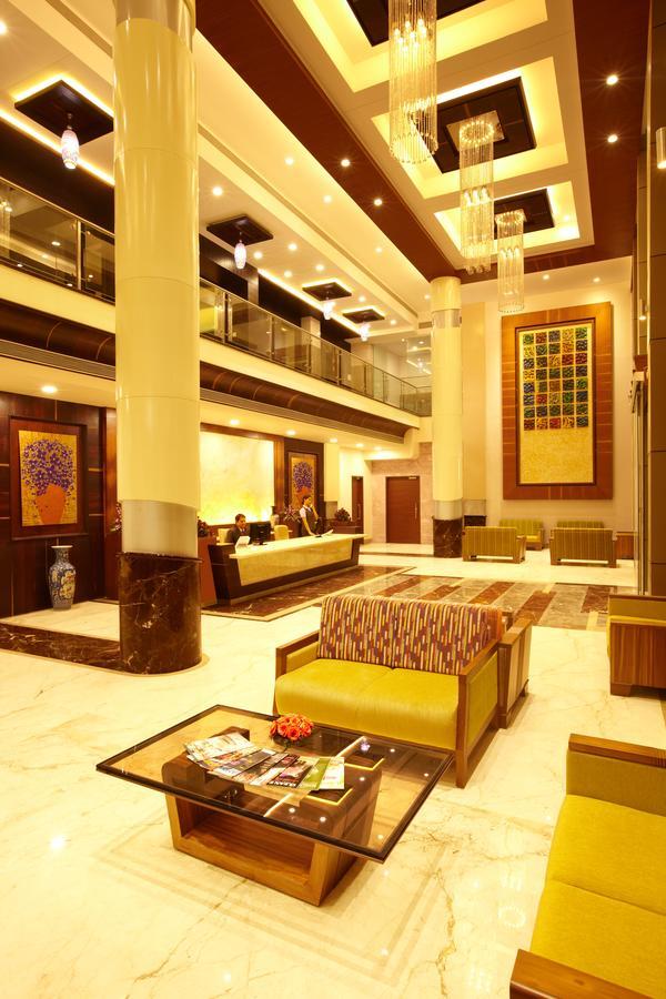 Club Emerald Mumbai Luaran gambar
